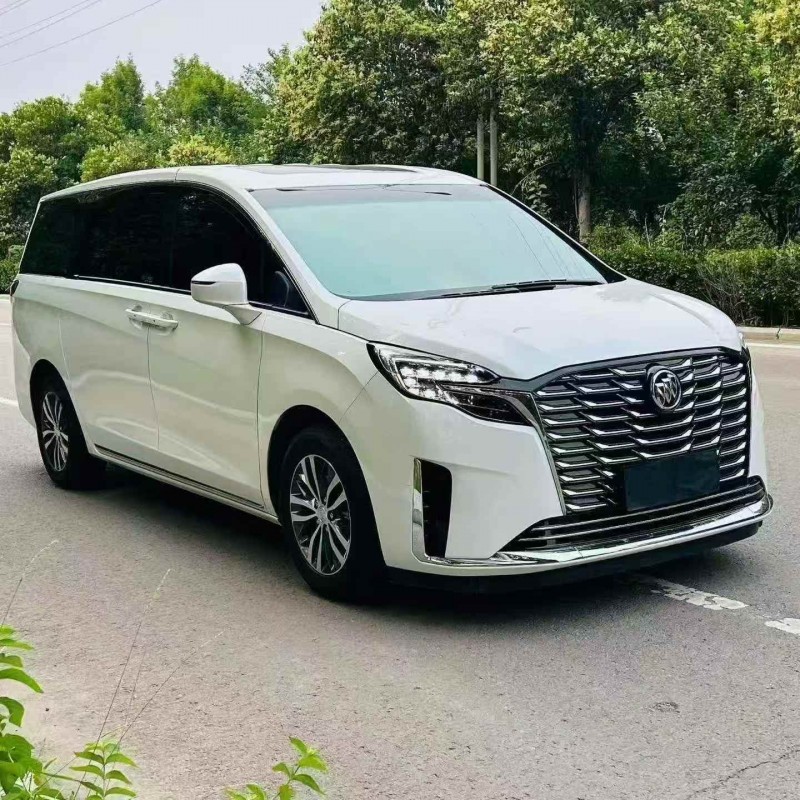 青岛23年别克GL82