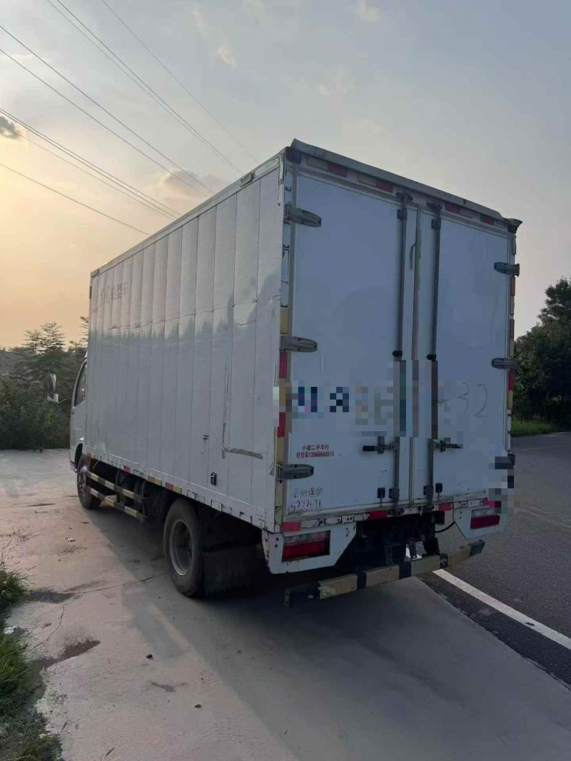 安阳21年东风多利卡7