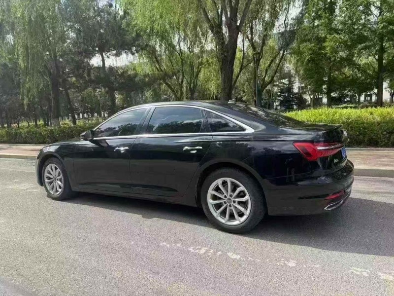 枣庄19年奥迪A6L8