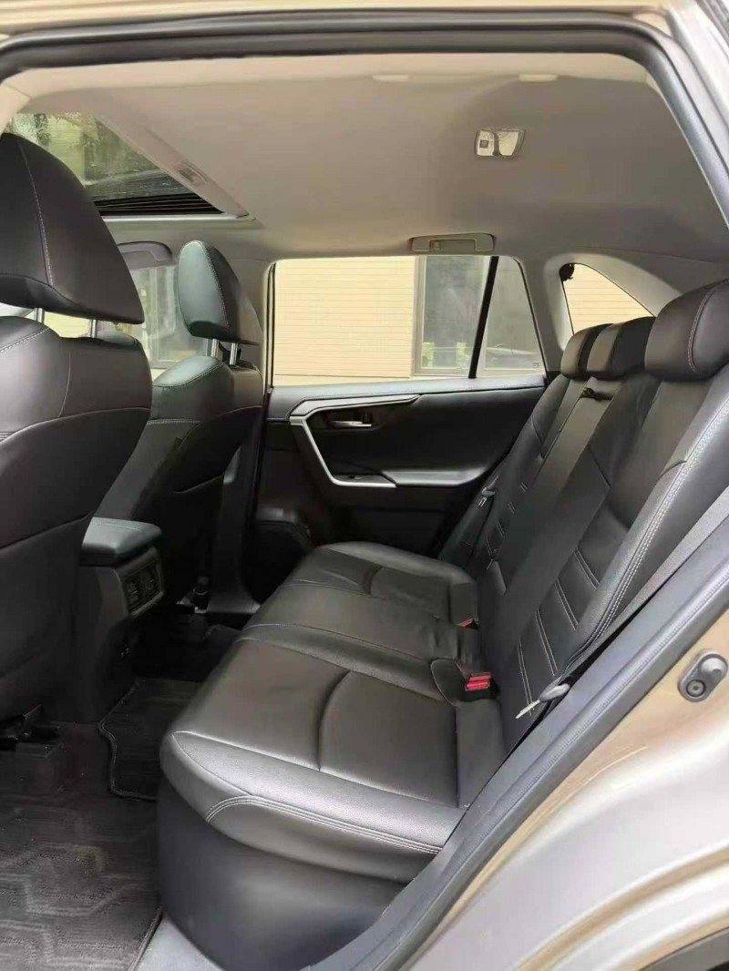 佛山20年豐田RAV4榮放9