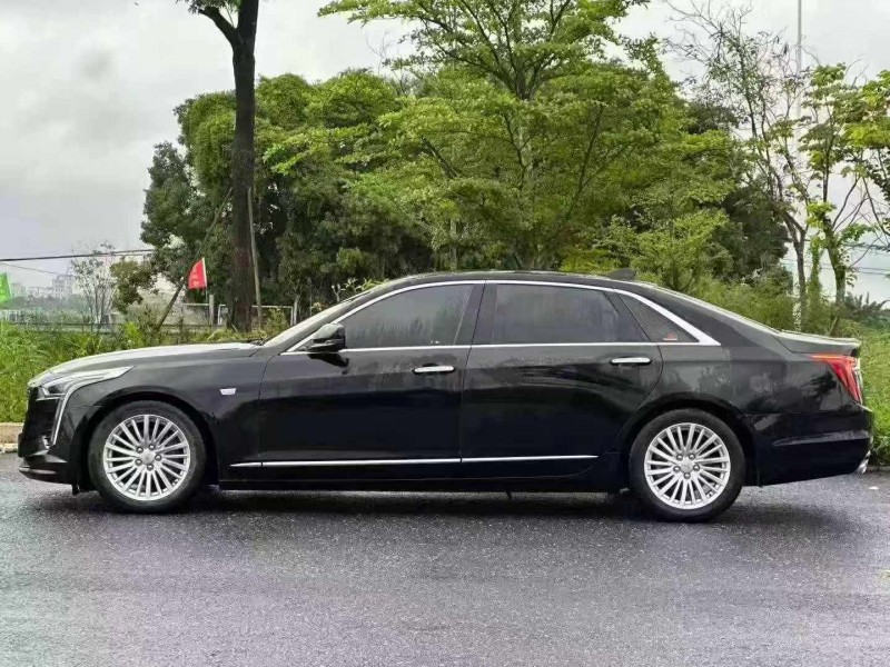 珠海21年凯迪拉克CT63