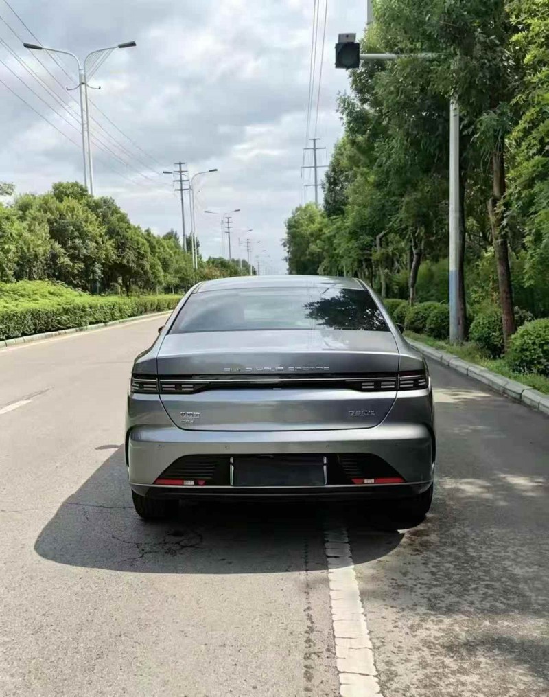 东营24年比亚迪驱逐舰6