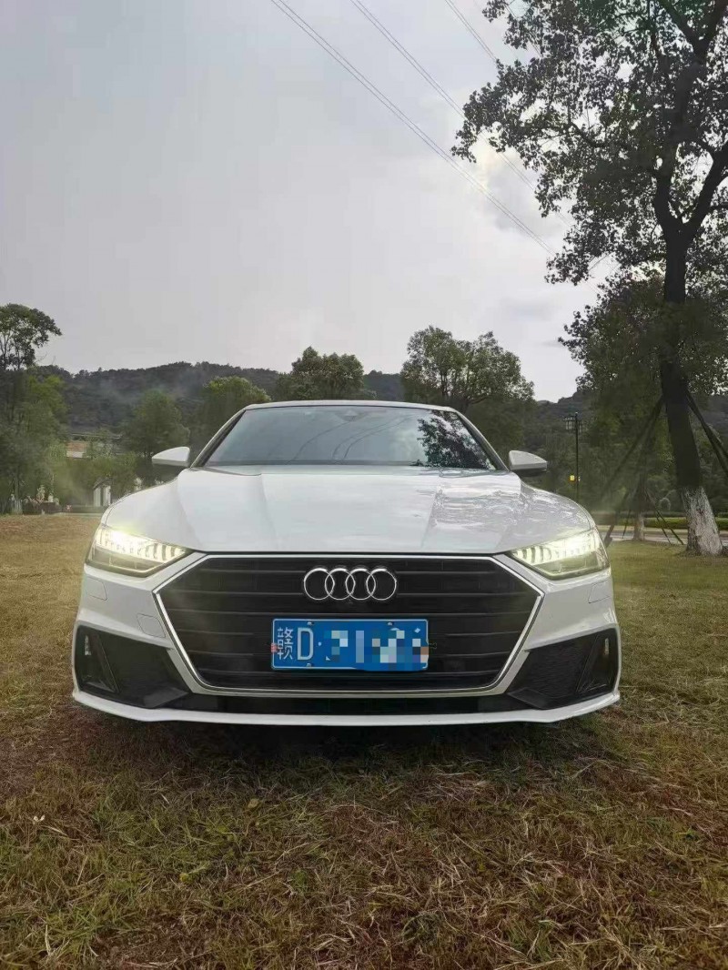 九江23年奥迪A7L1