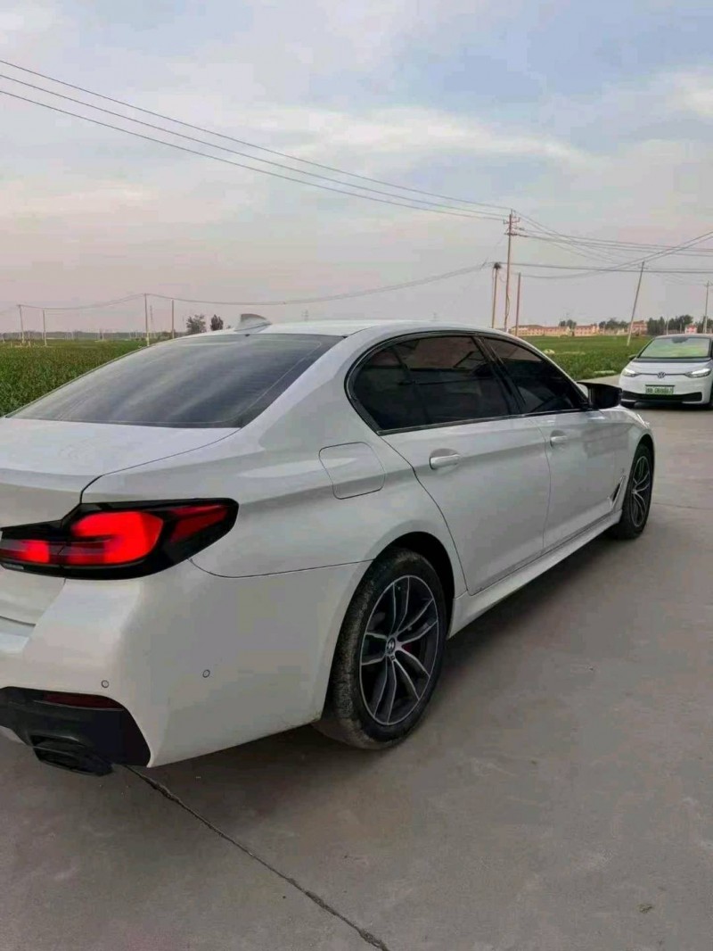 东营23年宝马5系8