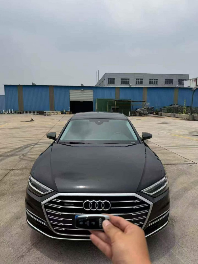 徐州22年奥迪A8L1