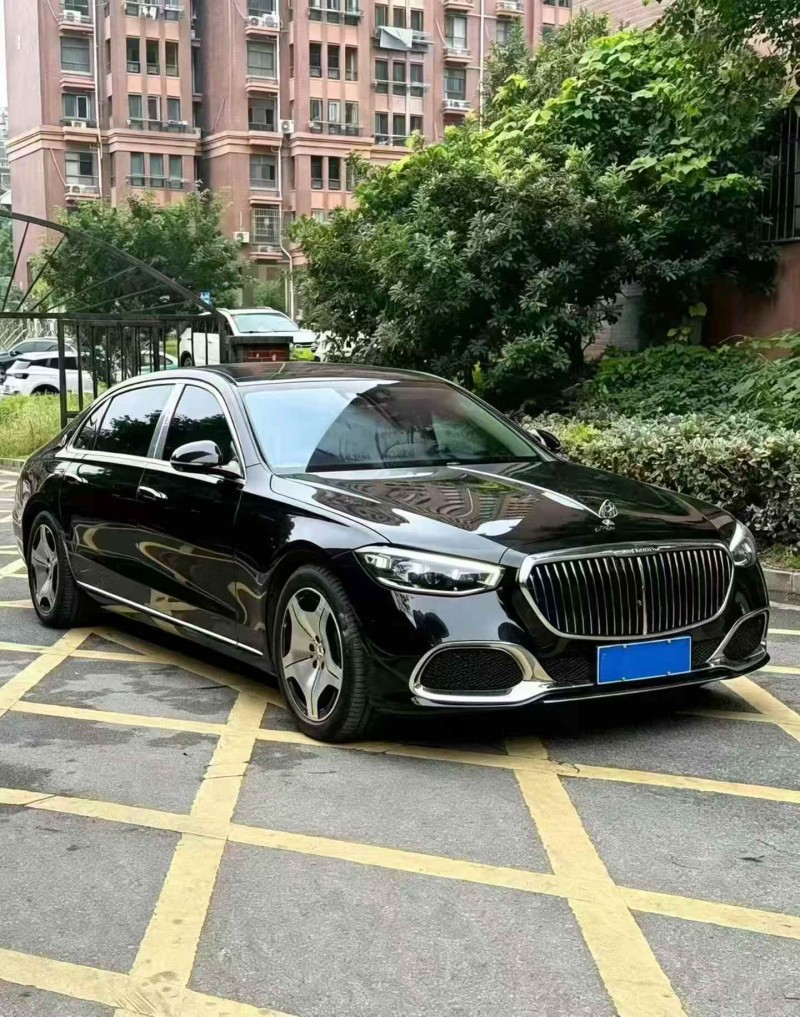 萍乡23年奔驰迈巴赫S级2