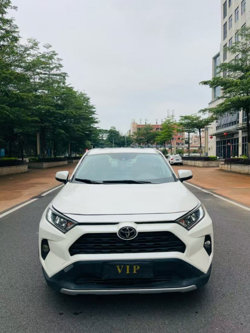 汕头20年丰田RAV4荣放1
