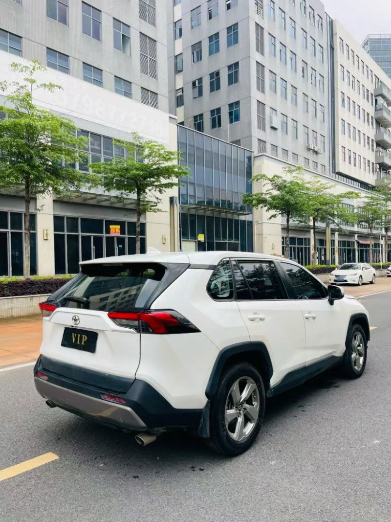 汕头20年丰田RAV4荣放7