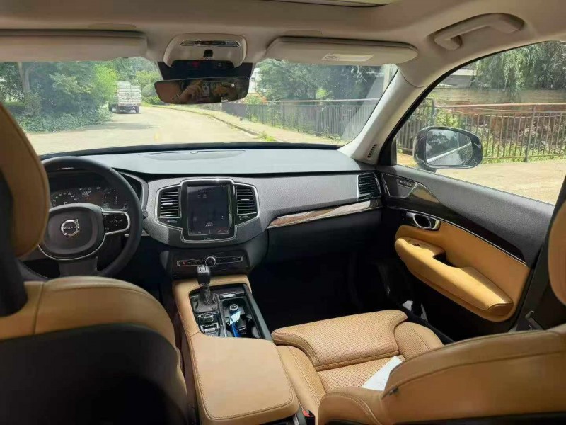 昭通16年沃尔沃XC905