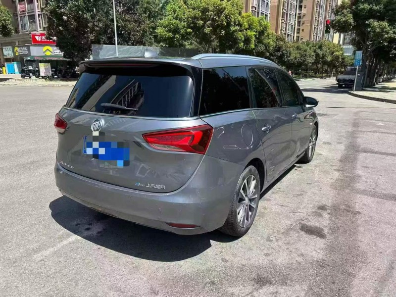成都22年别克GL67