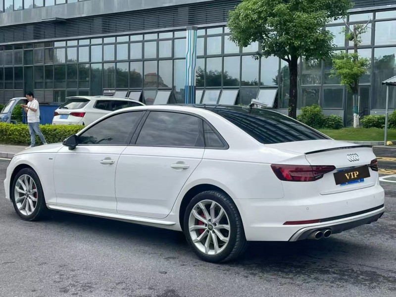 珠海18年奥迪A4L3