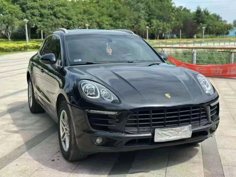烟台16年保时捷Macan3