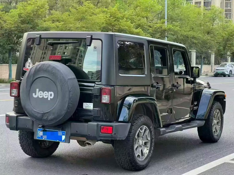 平顶山18年Jeep牧马人7