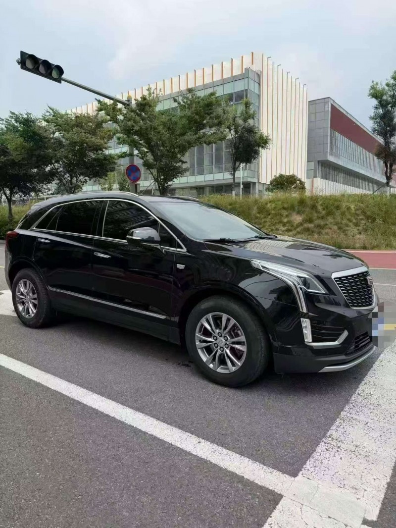 枣庄21年凯迪拉克XT52