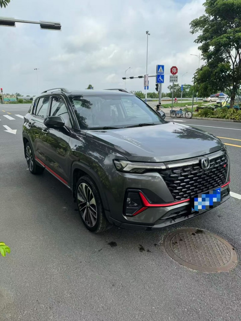 汕头21年长安汽车CS352