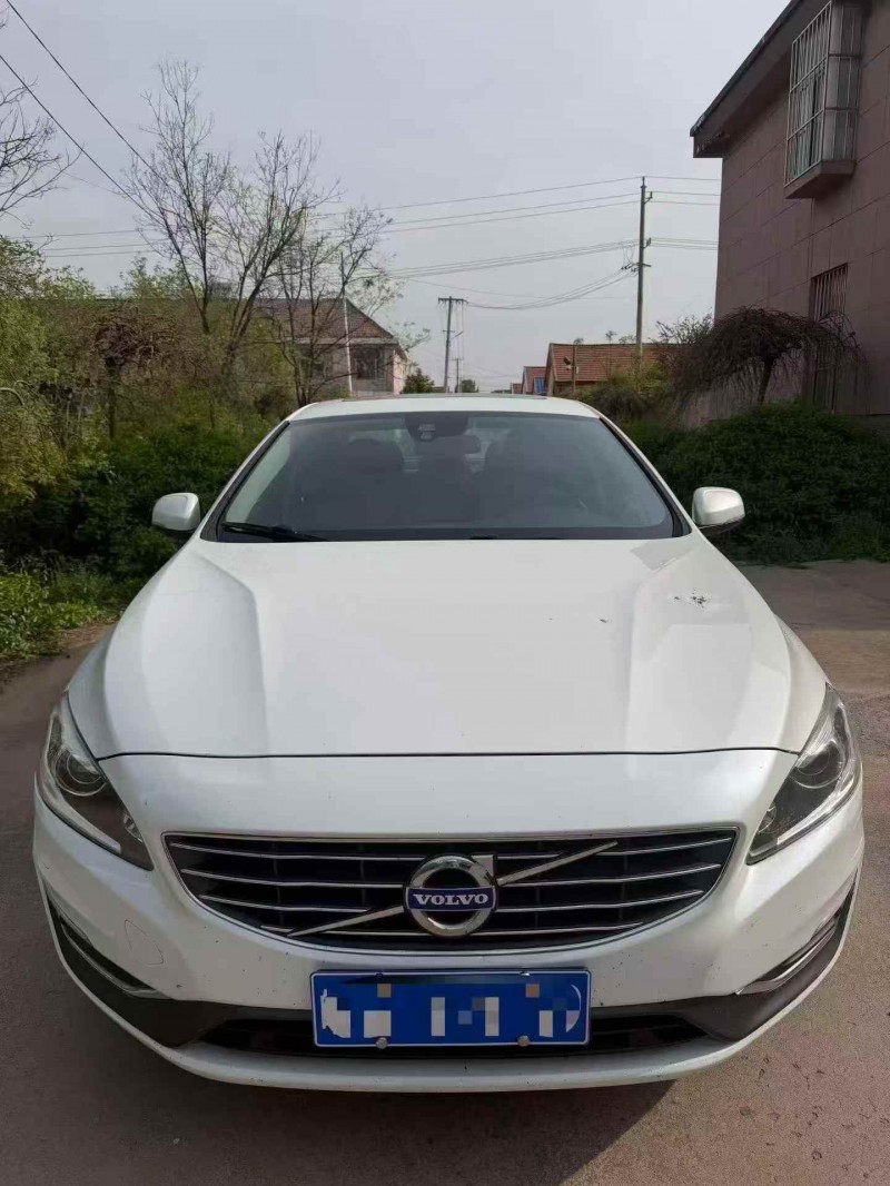 东营16年沃尔沃S60L1