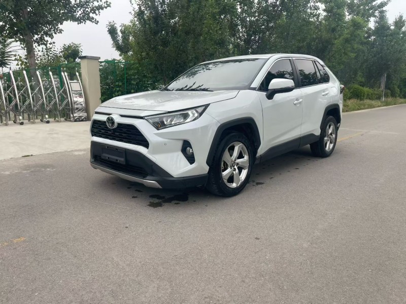 东营23年丰田RAV43