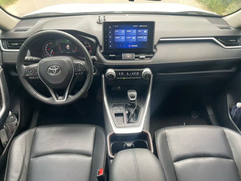 东营23年丰田RAV46