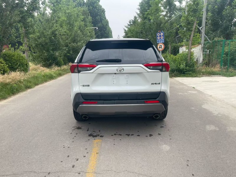 东营23年丰田RAV49