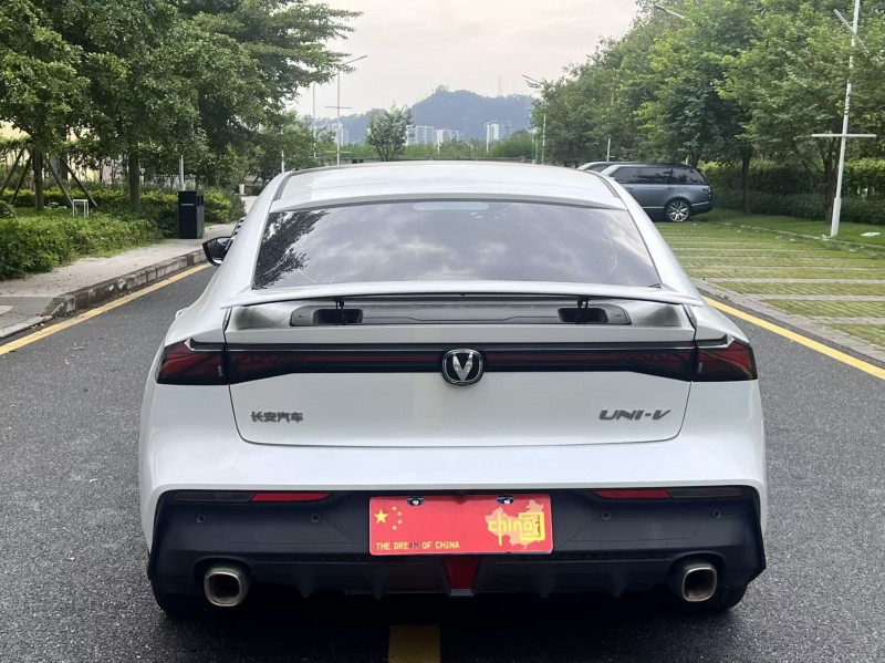 广州23年长安汽车UNI8
