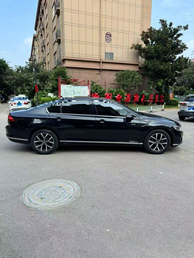 枣庄21年大众迈腾8