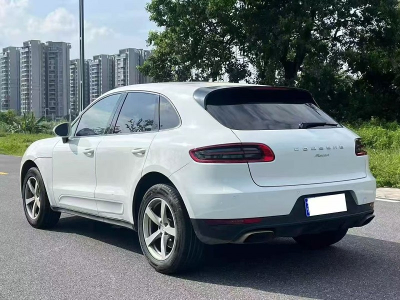 苏州17年保时捷Macan7