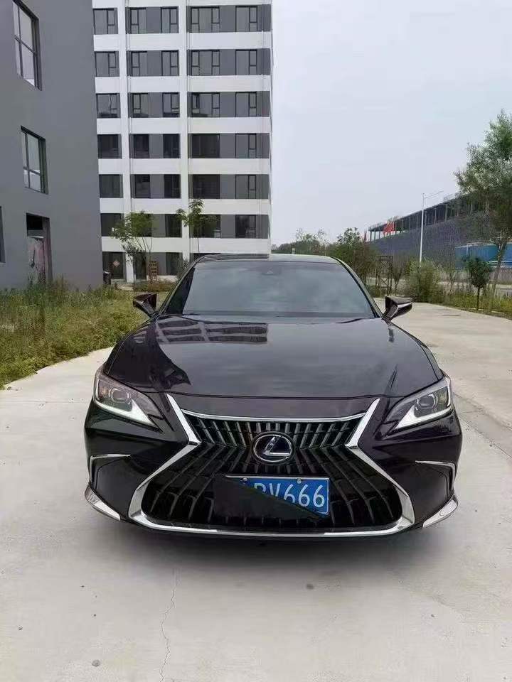 东营22年雷克萨斯ES1