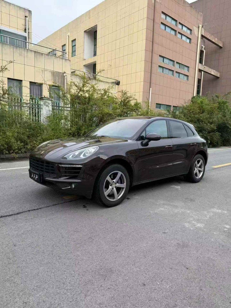 無錫17年保時捷Macan3
