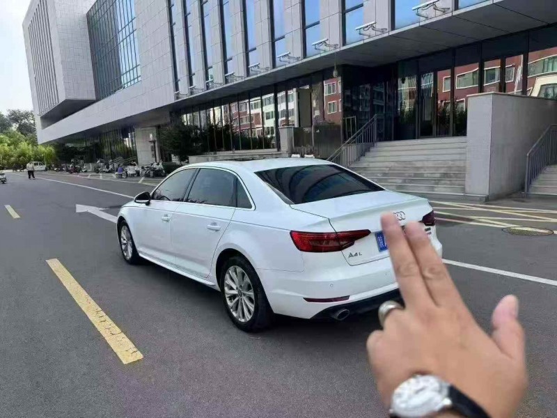 枣庄17年奥迪A4L8