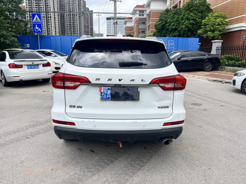 南宁19年哈弗M68