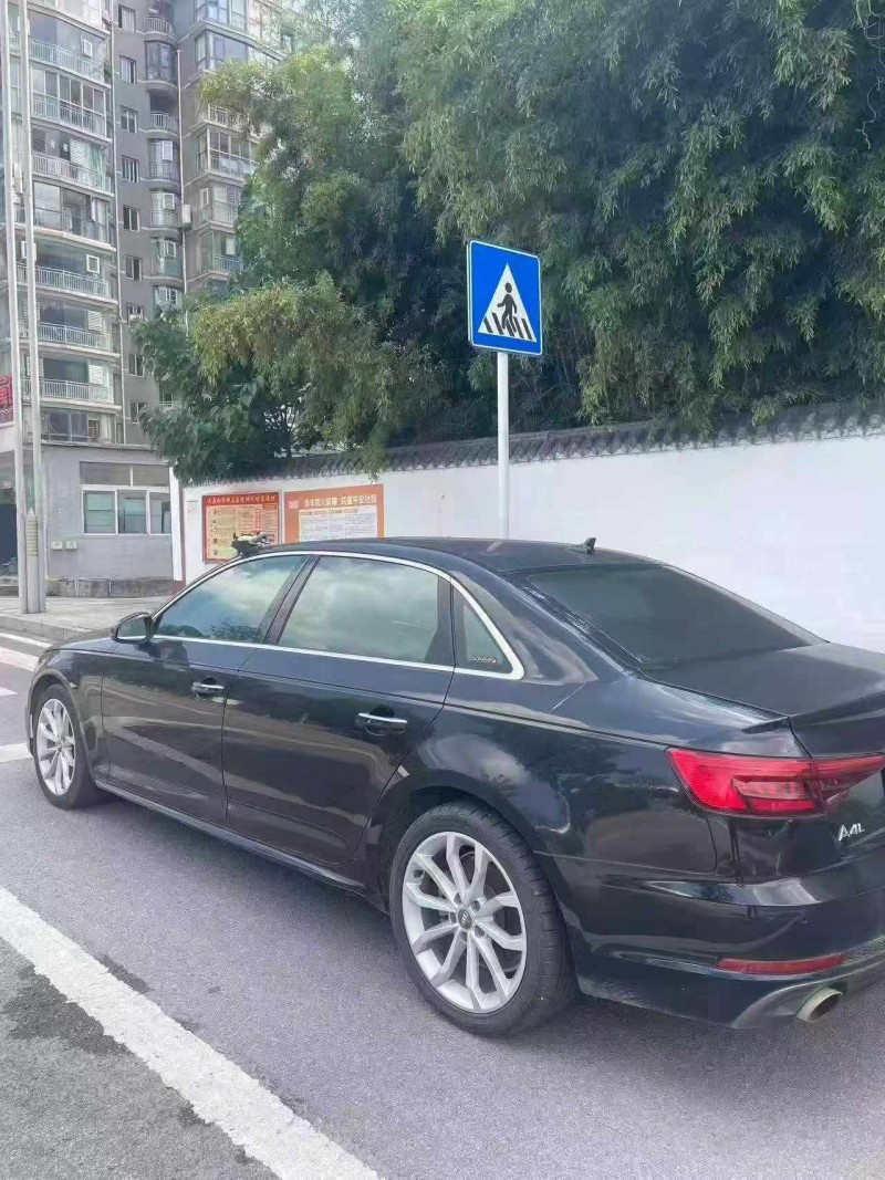 铜仁17年奥迪A4L7
