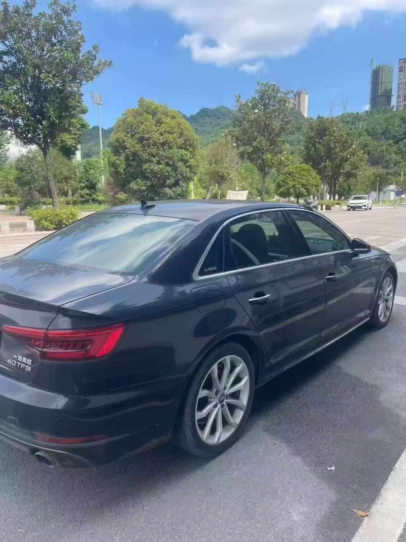 铜仁17年奥迪A4L8