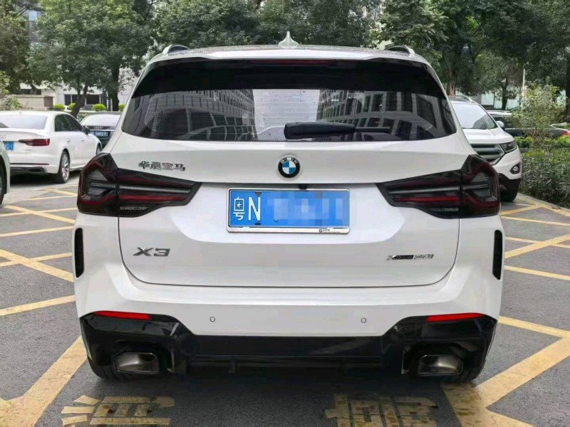深圳23年寶馬X38