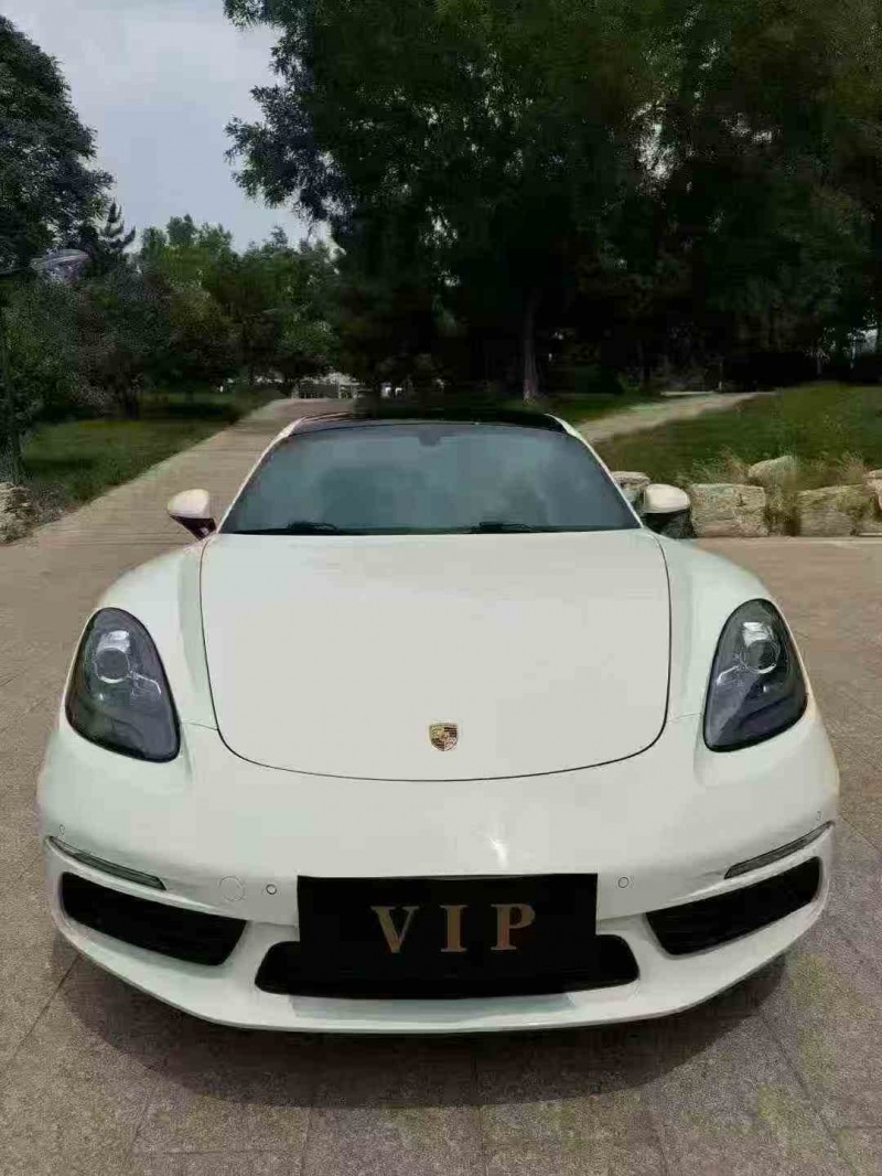 廣州17年保時捷卡曼1