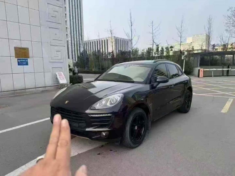 济南16年保时捷Macan2