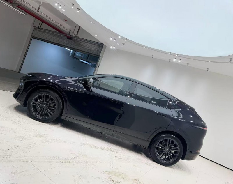 成都24年小鵬汽車G63