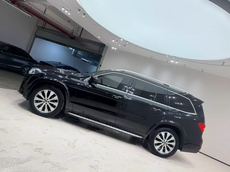 成都18年奔驰GLS2