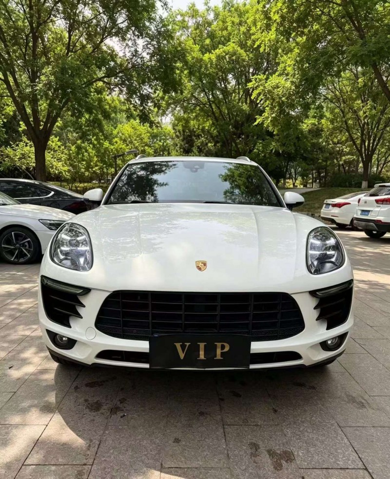 邢台17年保时捷Macan1