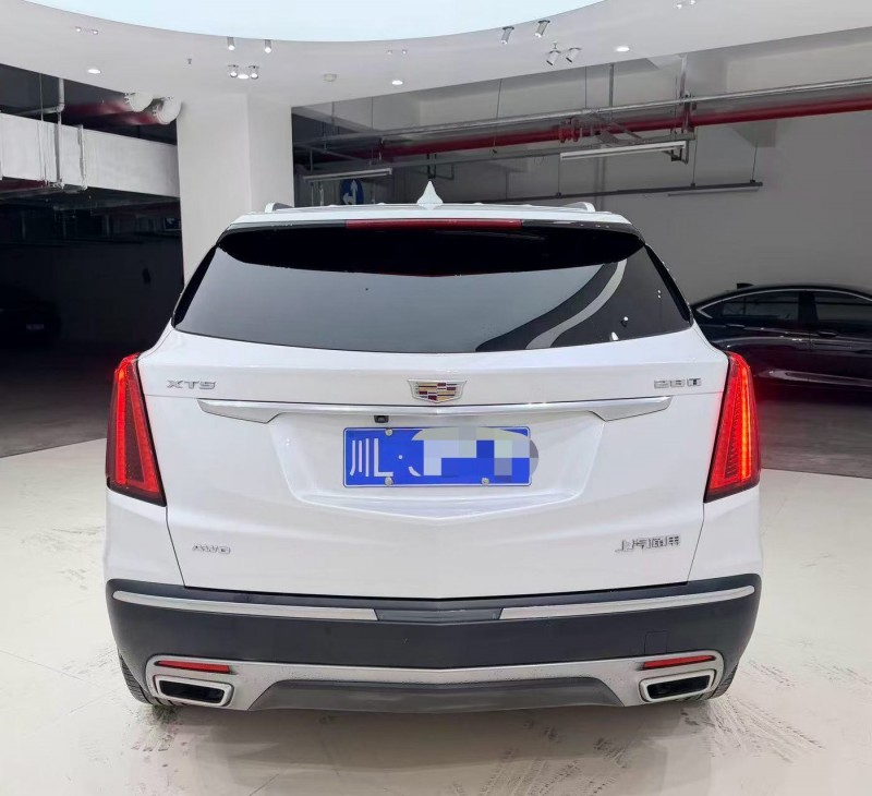 成都21年凯迪拉克XT58