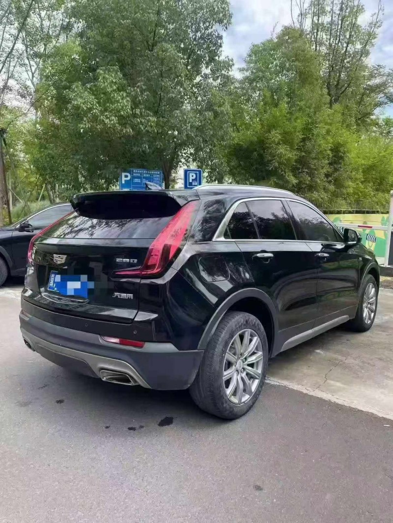 德阳20年凯迪拉克XT49