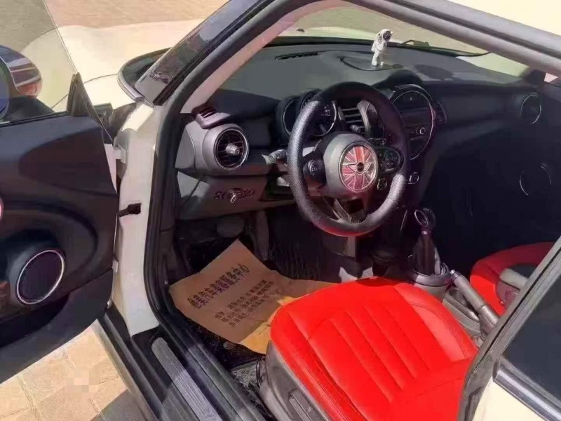 保定16年MINICooper4
