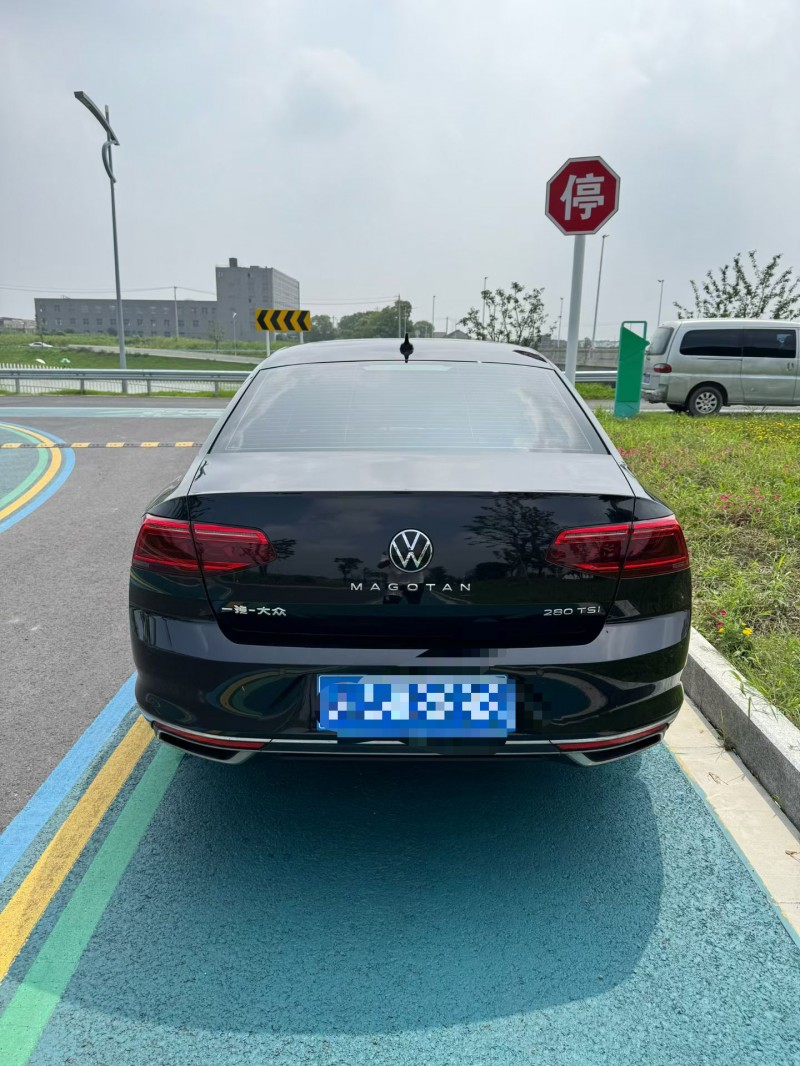南通23年大众迈腾8