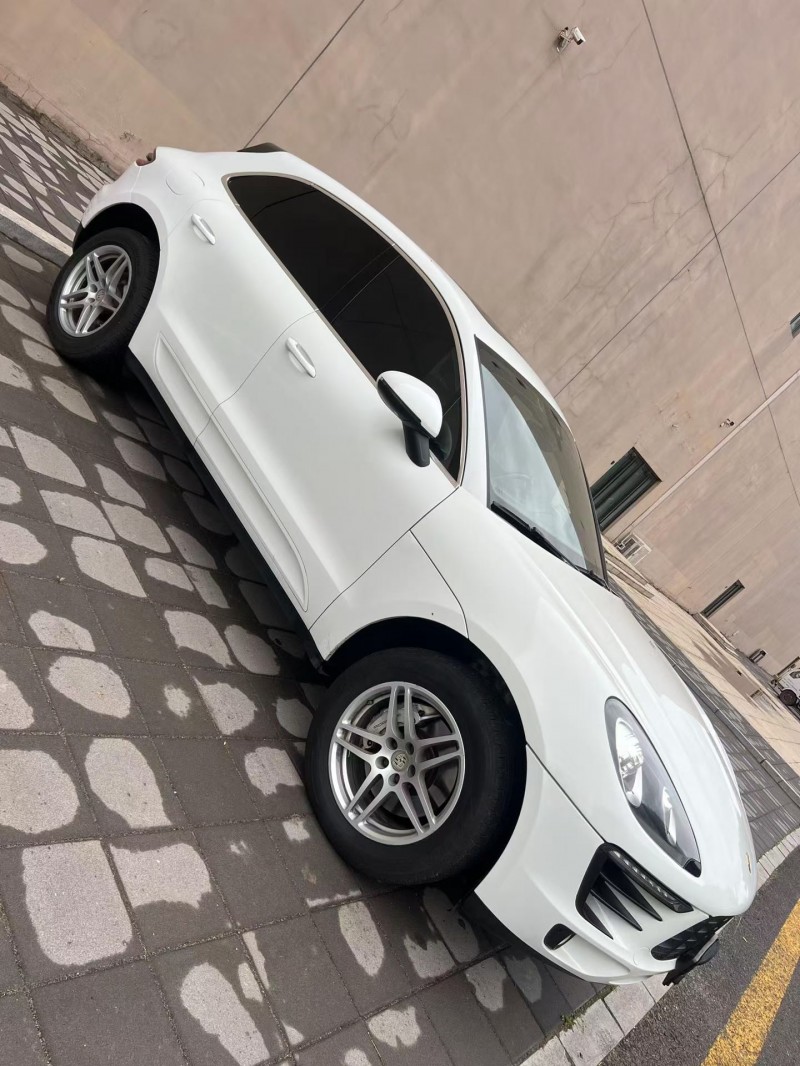营口18年保时捷Macan2