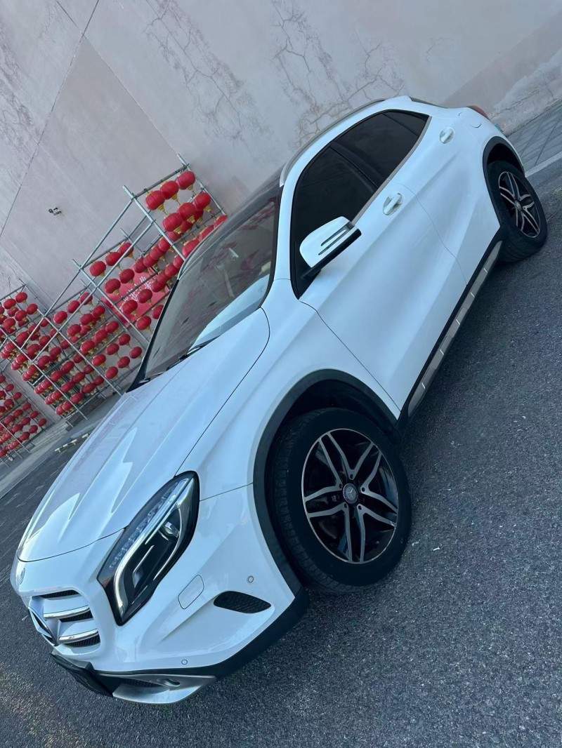 营口16年奔驰GLA2