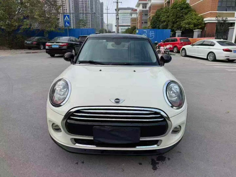 南宁16年MINICooper1