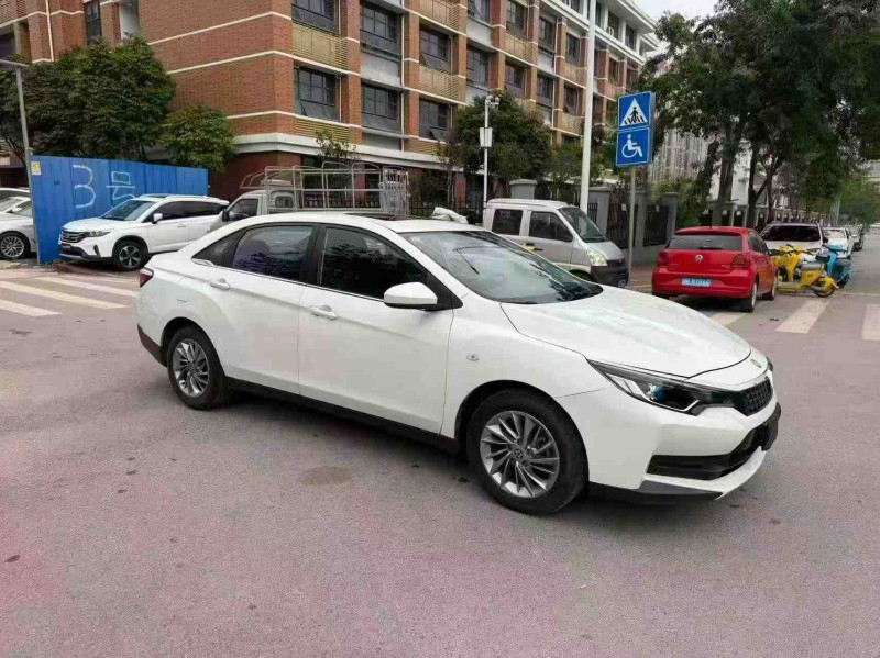 南宁22年启辰D603
