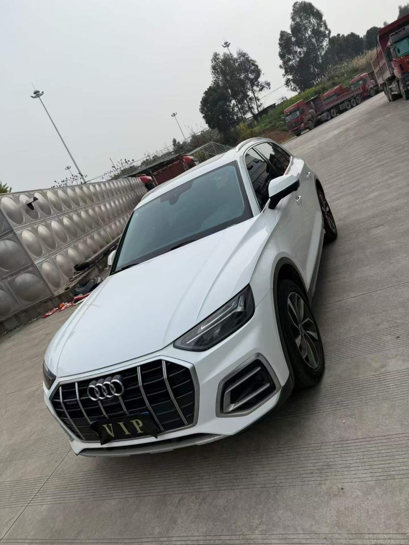 乐山22年奥迪Q52