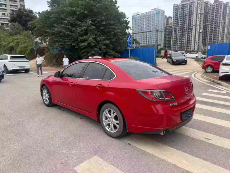 南宁11年马自达睿翼8