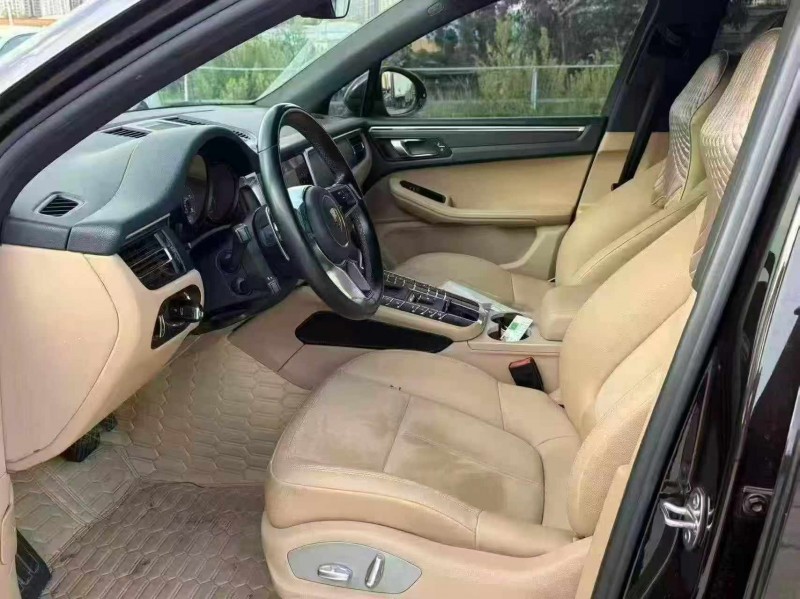 昭通22年保时捷Macan4