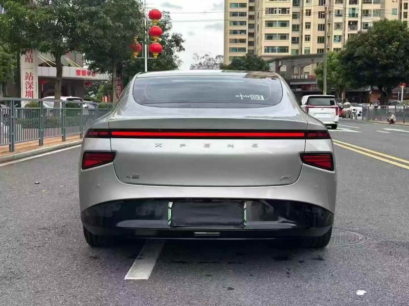 深圳21年小鹏汽车p79